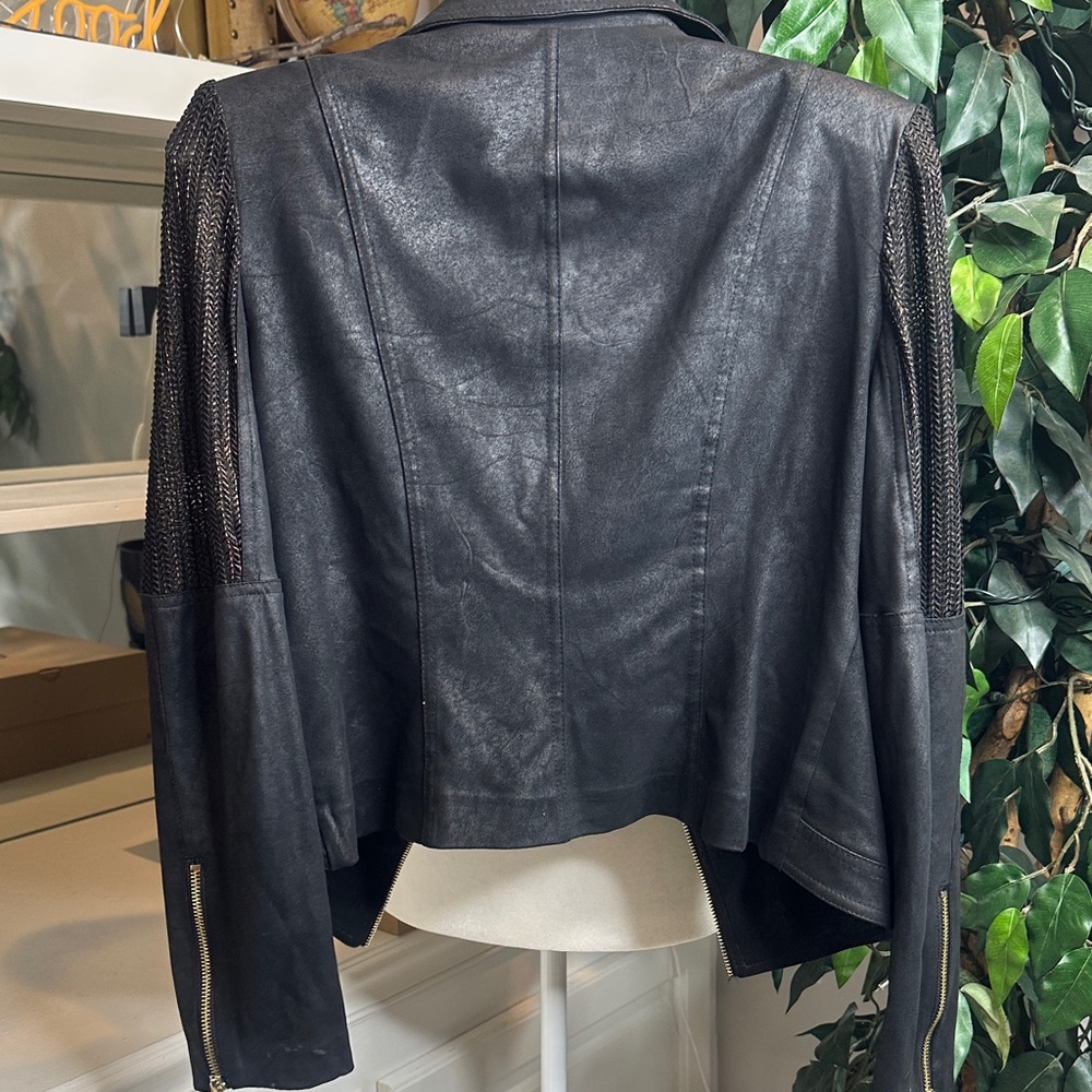 EUC LG Women's Black Faux Suede Jacket with Mesh Sleeve Accents, 6 - Picture 5 of 12